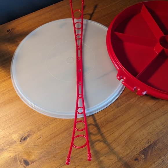 Vintage Red Tupperware Divided Veggie Serving Container With Lid and handle - Picture 4 of 14